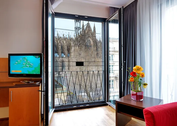 Eden Frueh Am Dom Cologne