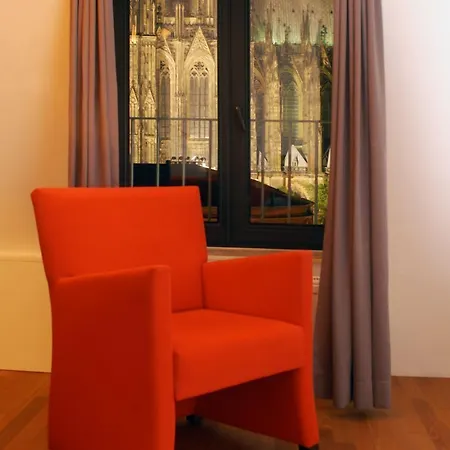 Eden Frueh Am Dom 3* Kolonia