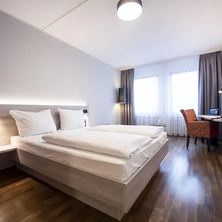 Eden Frueh Am Dom Cologne