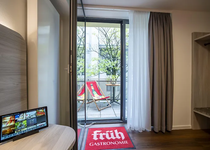 Eden Frueh Am Dom Kolín nad Rýnem