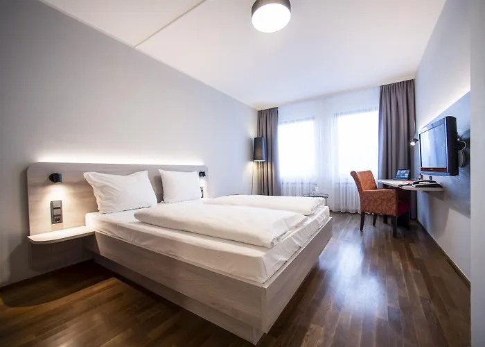 Eden Frueh Am Dom Keulen